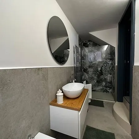Casa Flora Daire *